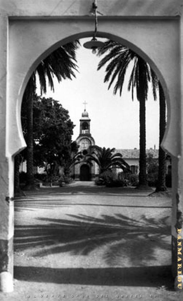 GOURAYA  EGLISE SAINT LOUIS.jpg